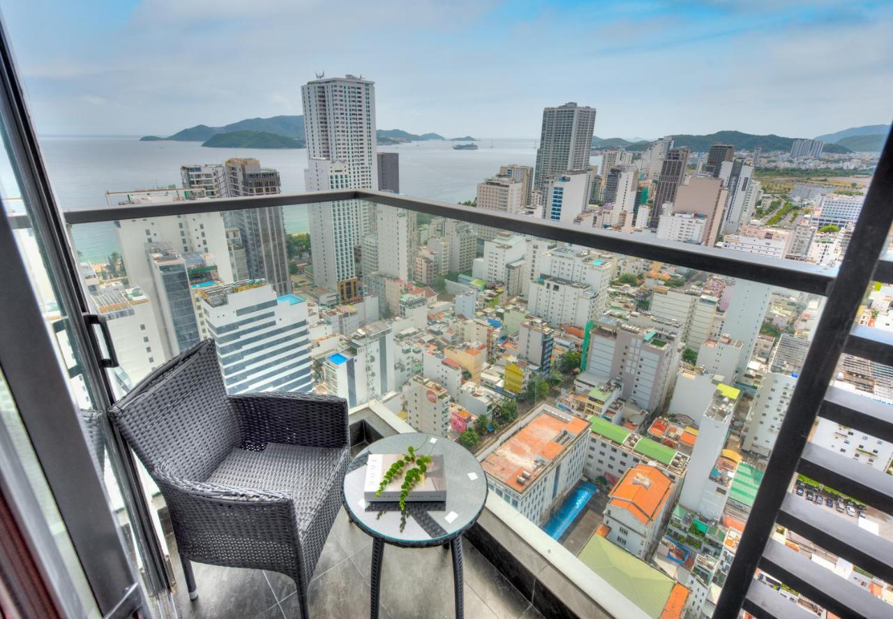 S Lux Apartment Virgo Nha Trang Esterno foto