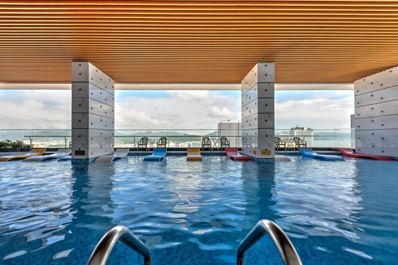 S Lux Apartment Virgo Nha Trang Esterno foto